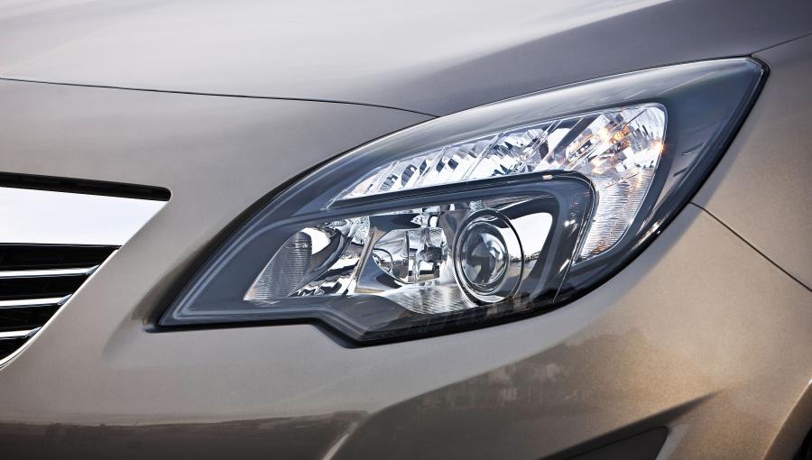  Opel Meriva 2010 года  (фото 49 из 129)